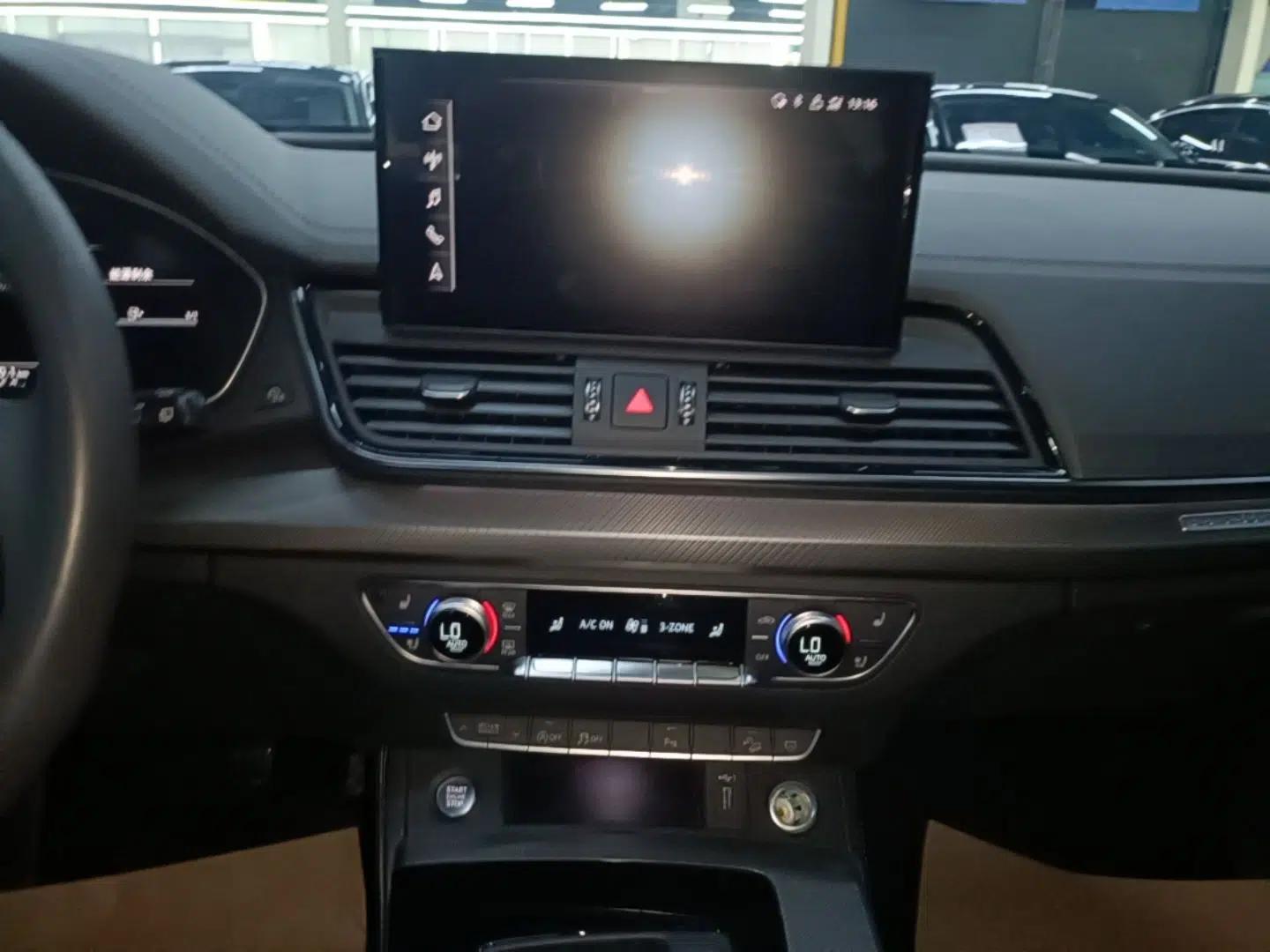 Audi Q5L 2022 40T Fashionable and Dynamic Model — миниатюра 20