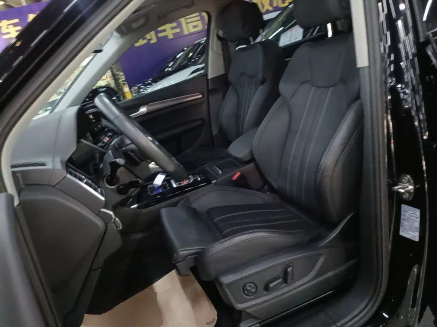 Audi Q5L 2022 40T Fashionable and Dynamic Model — миниатюра 22