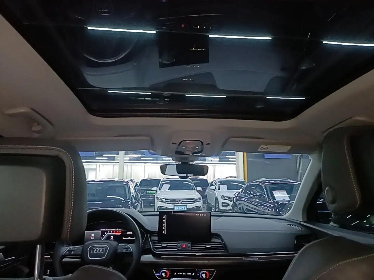 Audi Q5L 2022 40T Fashionable and Dynamic Model — миниатюра 26
