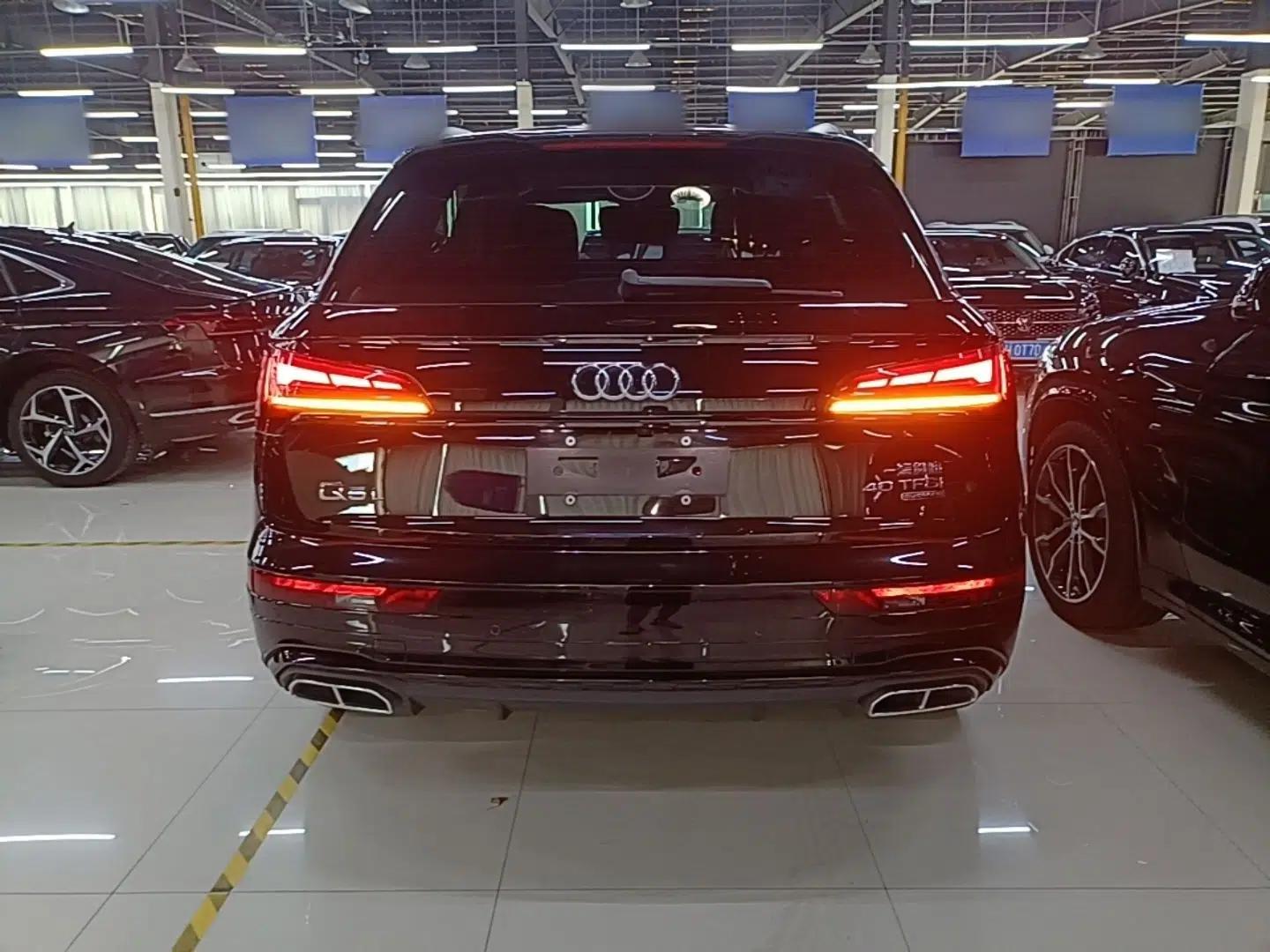 Audi Q5L 2022 40T Fashionable and Dynamic Model — миниатюра 5