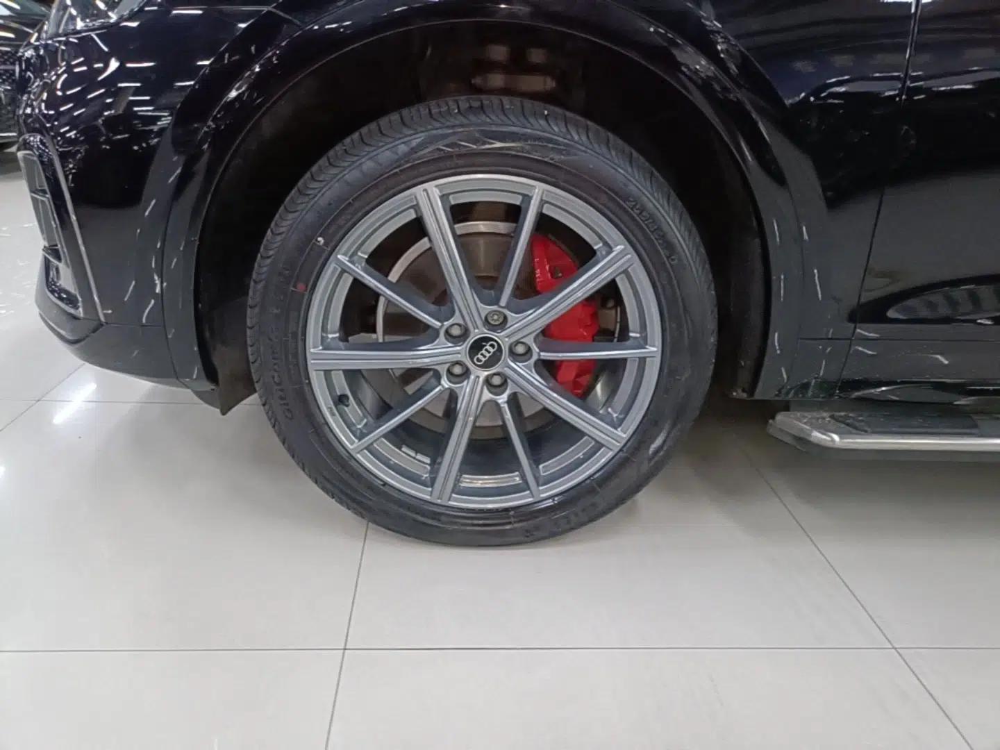 Audi Q5L 2022 40T Fashionable and Dynamic Model — миниатюра 10