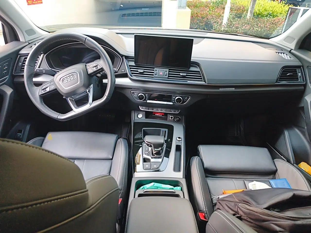 Audi Q5L 2022 45T Luxury Dynamic Model — миниатюра 9