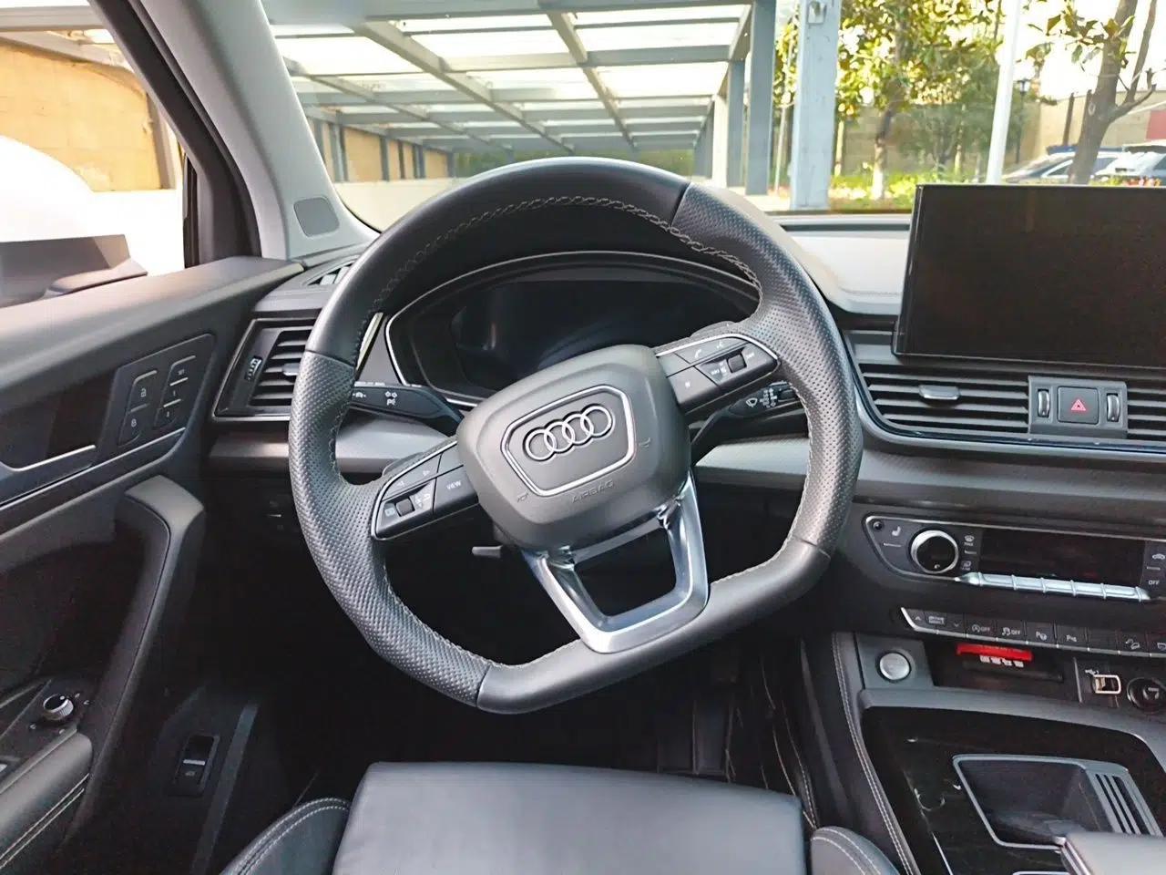 Audi Q5L 2022 45T Luxury Dynamic Model — миниатюра 10