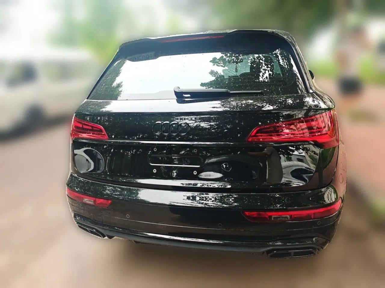 Audi Q5L 2024 45 TFSI Luxury Dynamic Model — миниатюра 5