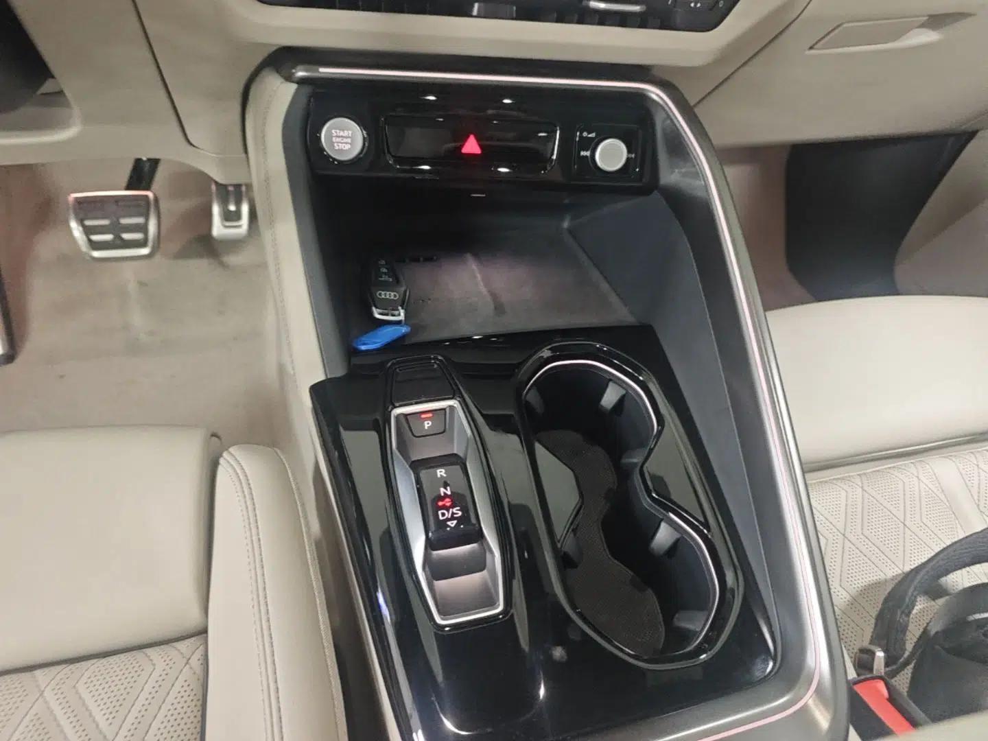 Audi Q5L 2026 150kW Smart Hybrid Luxury Edition — миниатюра 16