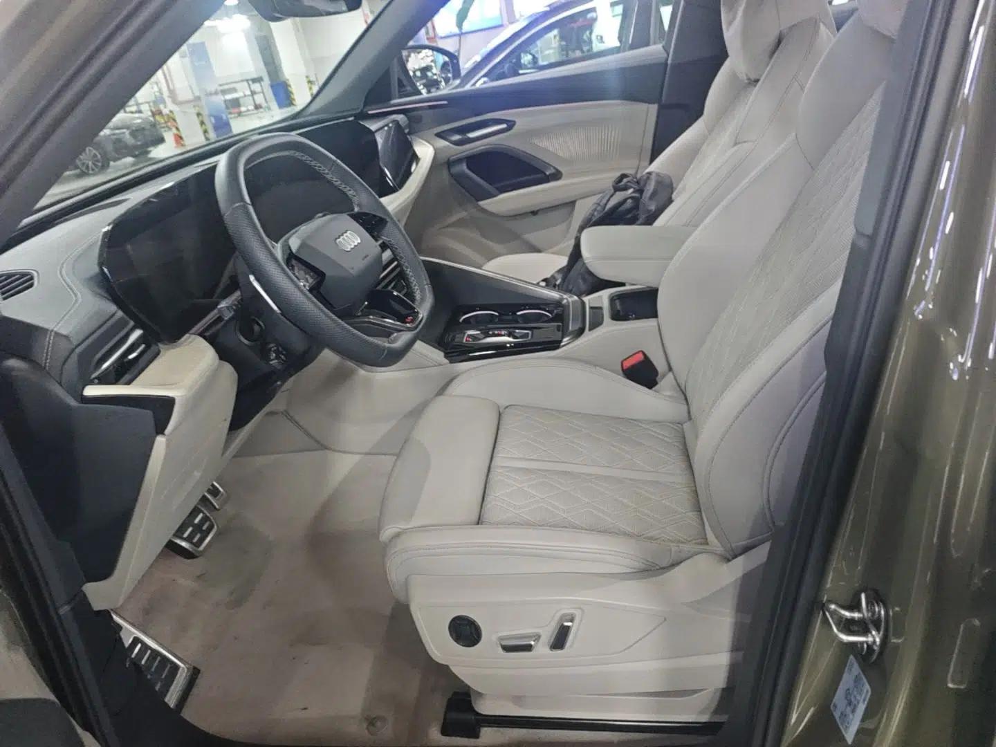 Audi Q5L 2026 150kW Smart Hybrid Luxury Edition — миниатюра 17