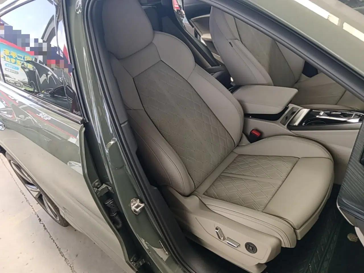 Audi Q5L 2026 Model Range: Intelligent Hybrid Premium Edition — миниатюра 19