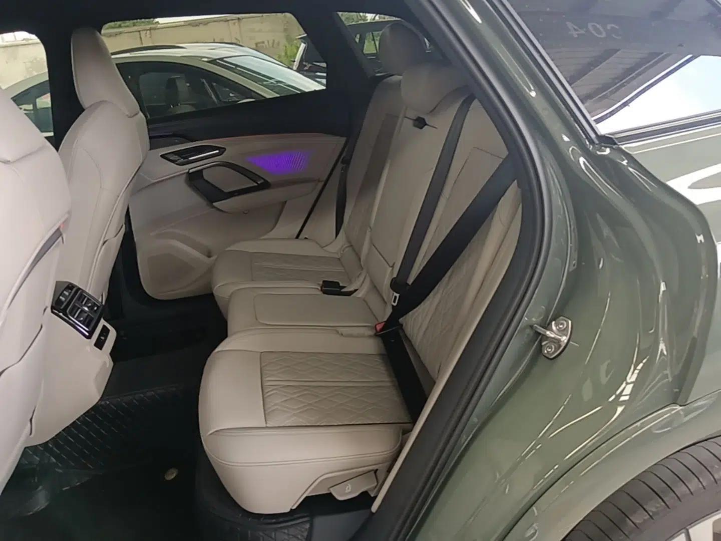 Audi Q5L 2026 Model Range: Intelligent Hybrid Premium Edition — миниатюра 20