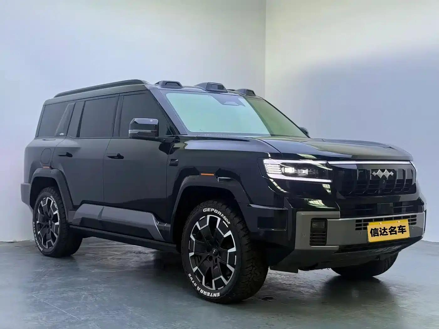 Leopard 8 2025 Smart & Brave Flagship Edition 7-Seater — миниатюра 2