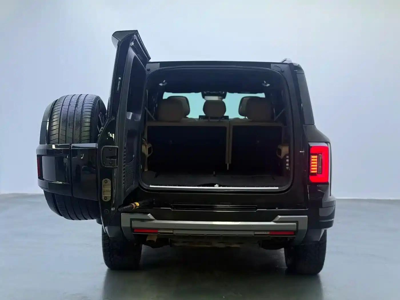 Leopard 8 2025 Smart & Brave Flagship Edition 7-Seater — миниатюра 11