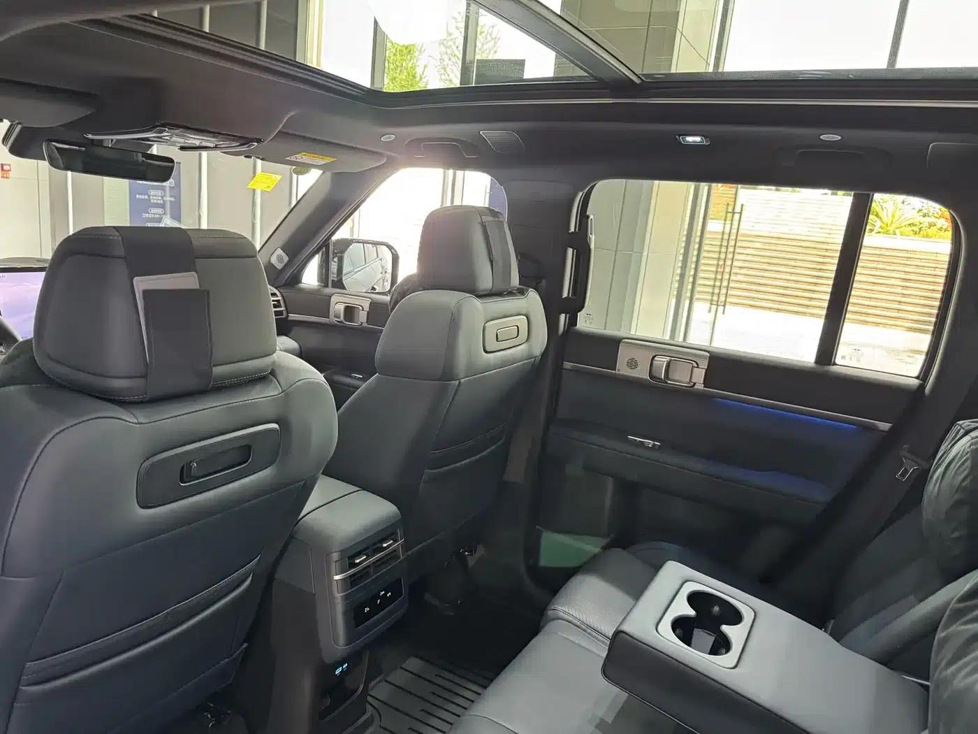 Titanium 7 2025 Model 190KM 4WD Ultra Edition — миниатюра 11
