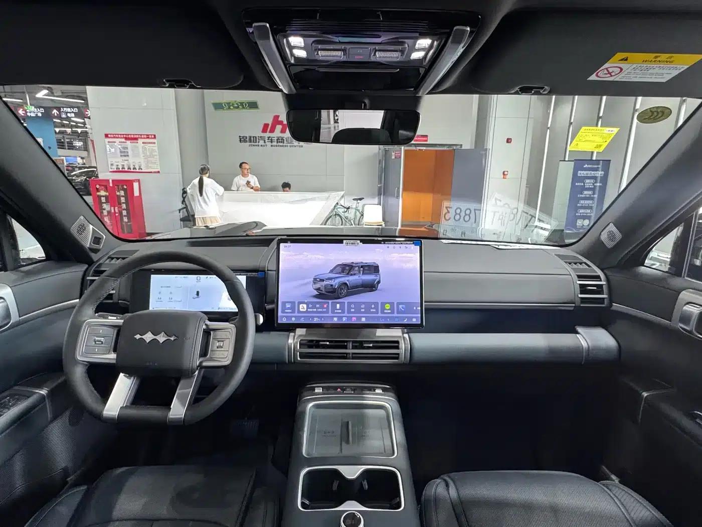 Titanium 7 2025 Model 190KM 4WD Ultra Edition — миниатюра 12