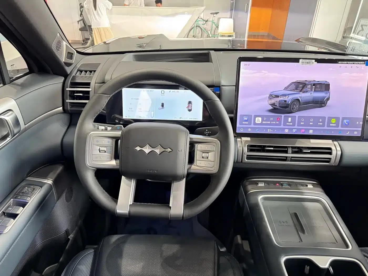 Titanium 7 2025 Model 190KM 4WD Ultra Edition — миниатюра 13