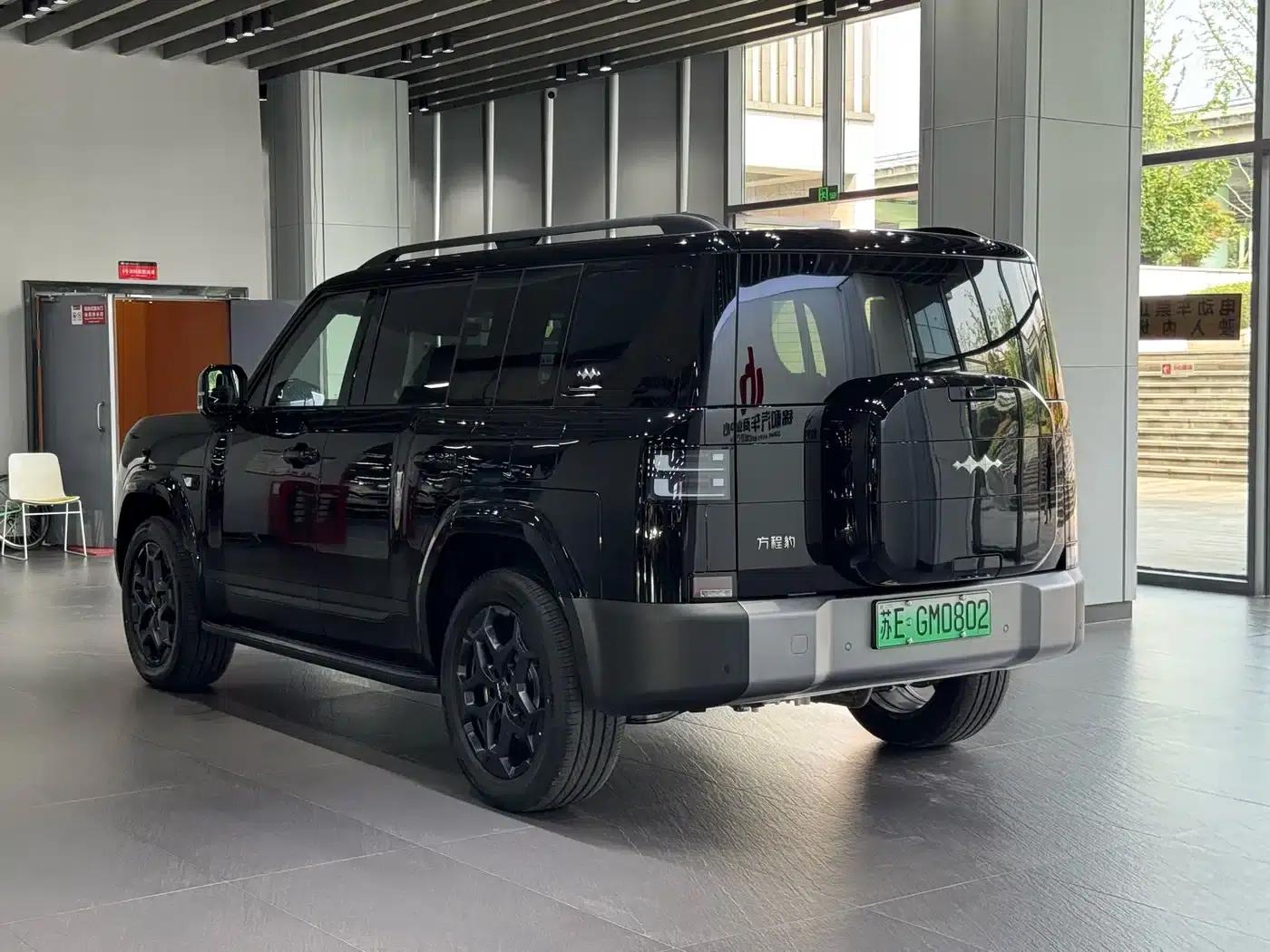 Titanium 7 2025 Model 190KM 4WD Ultra Edition — миниатюра 7