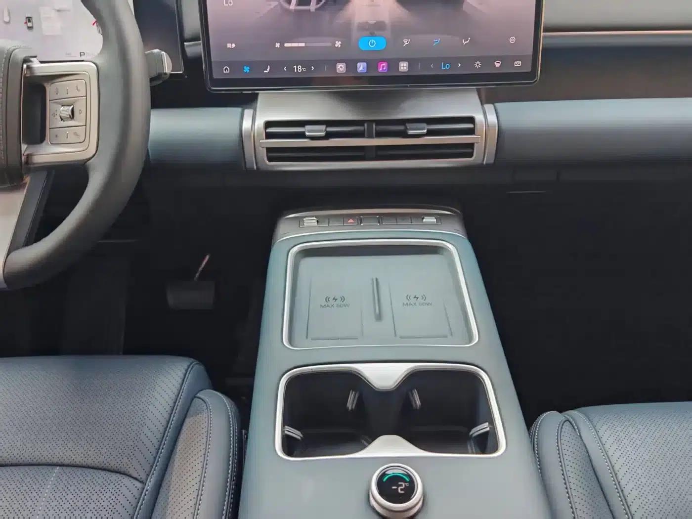 Titanium 7 2025 Model 190KM 4WD Ultra Edition — миниатюра 12