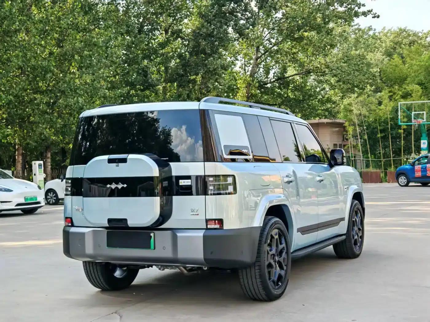 Titanium 7 2025 Model 190KM 4WD Ultra Edition — миниатюра 7
