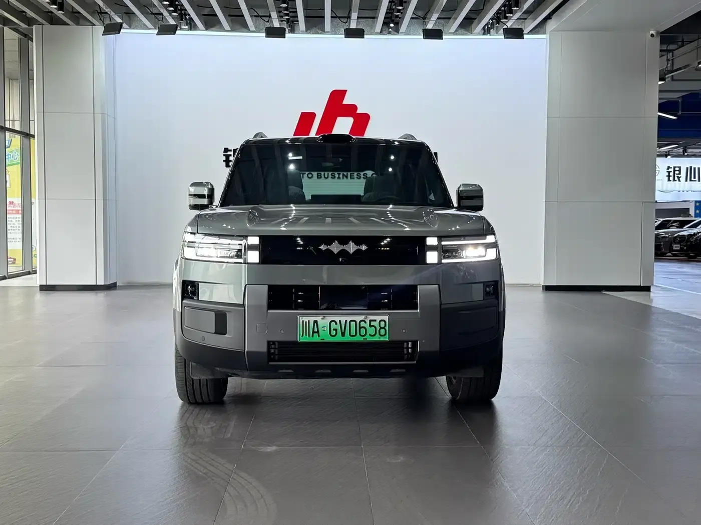 Titanium 7 2025 Model 190KM 4WD Ultra Edition — миниатюра 2