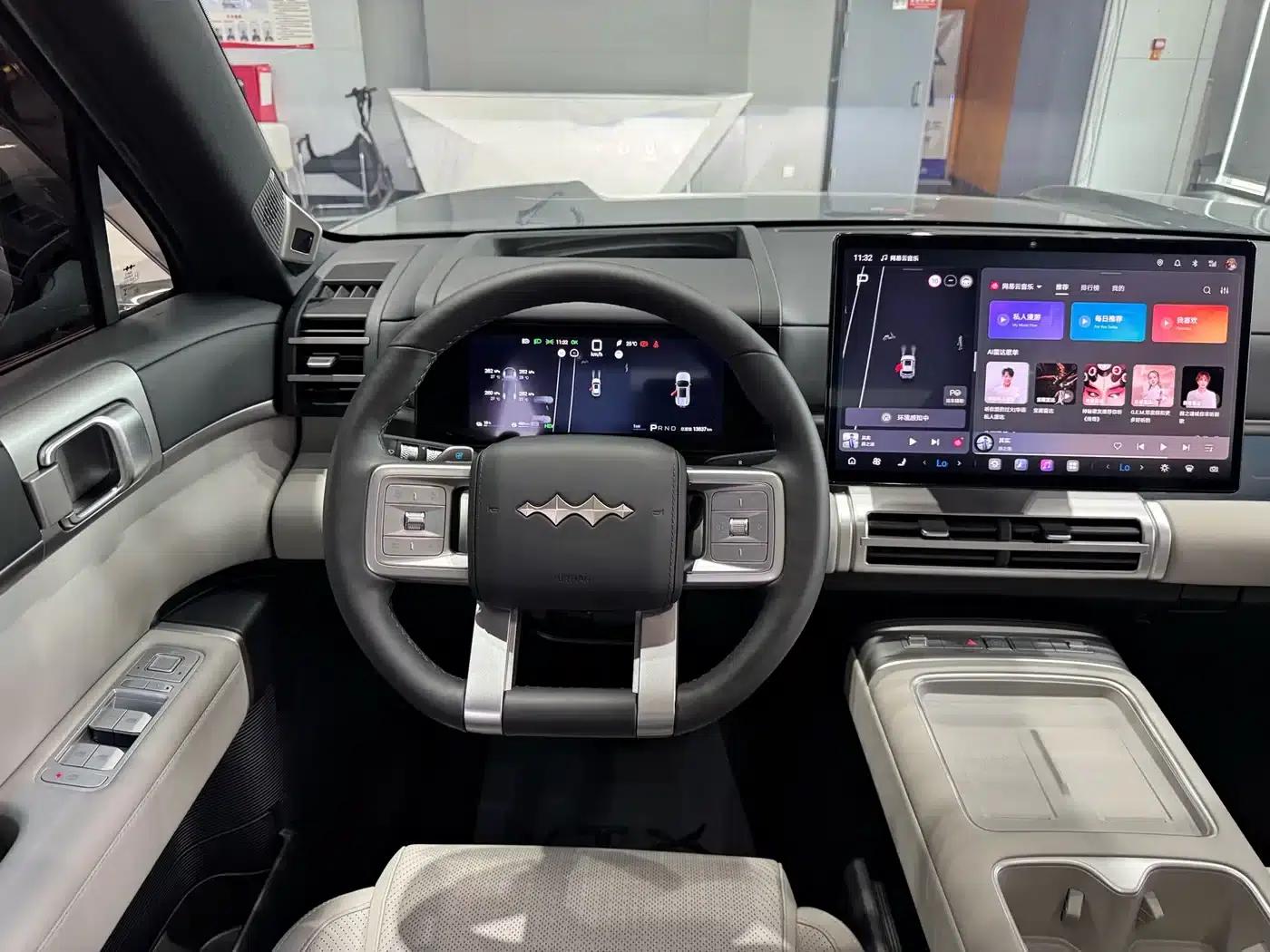 Titanium 7 2025 Model 190KM 4WD Ultra Edition — миниатюра 13