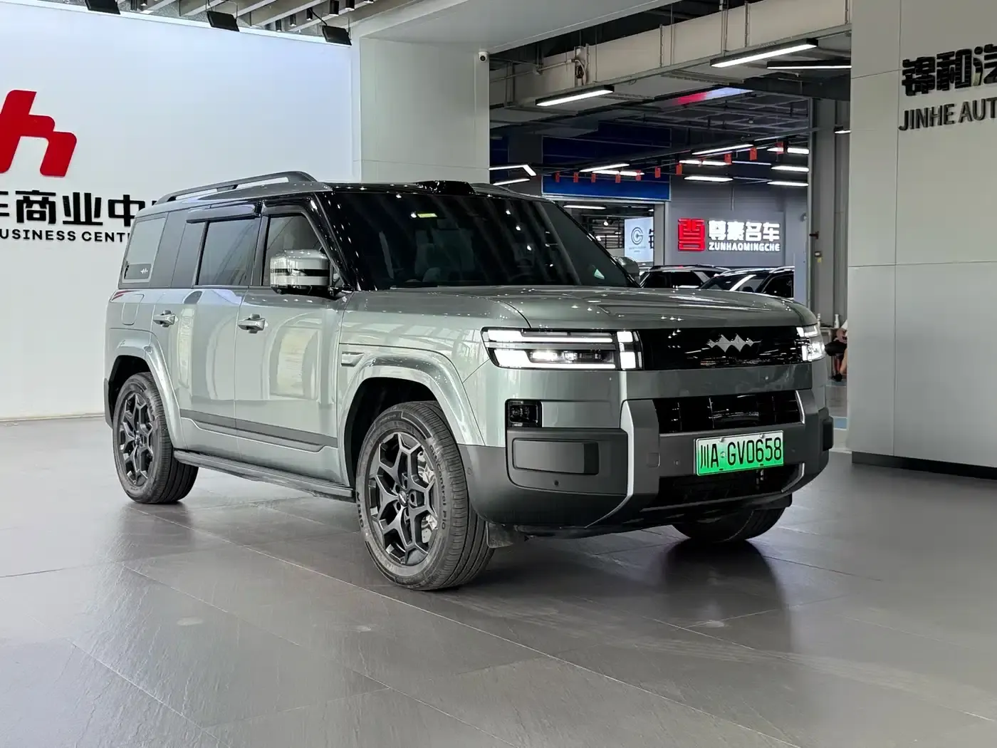 Titanium 7 2025 Model 190KM 4WD Ultra Edition — миниатюра 3