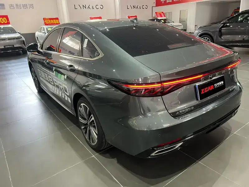 Chery Arrizo 8 2025 Model 1.6TGDI DCT Smart — миниатюра 4