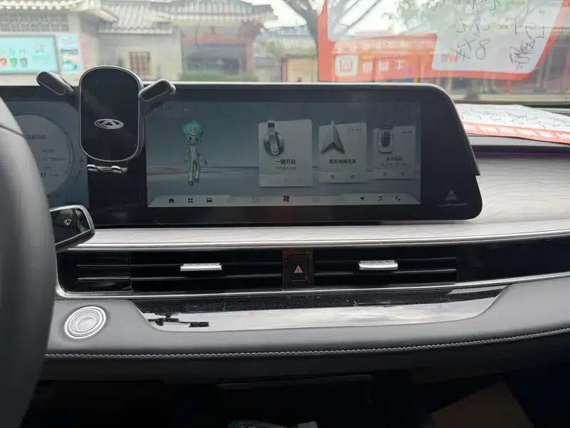 Chery Arrizo 8 2025 Model 1.6TGDI DCT — миниатюра 11