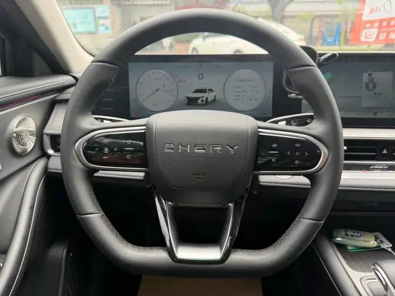 Chery Arrizo 8 2025 Model 1.6TGDI DCT — миниатюра 13