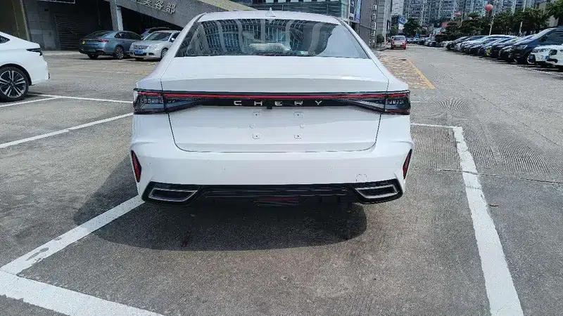 Chery Arrizo 8 2022 1.6TGDI DCT (Standard) — миниатюра 6