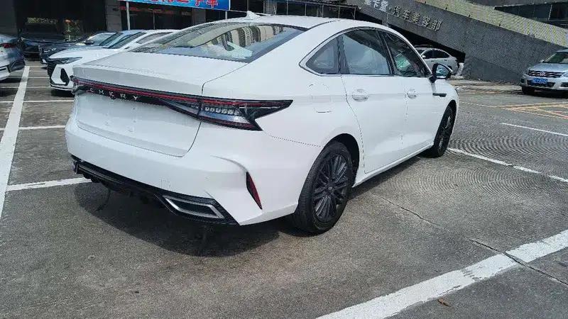 Chery Arrizo 8 2022 1.6TGDI DCT (Standard) — миниатюра 7