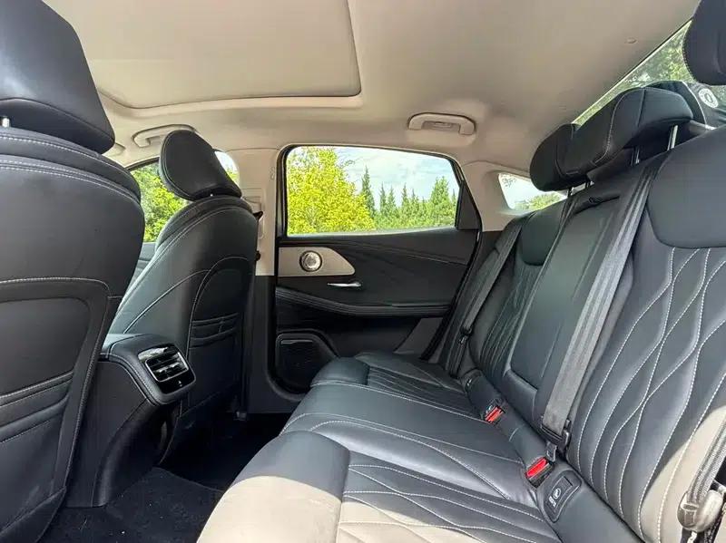 Chery Arrizo 8 2022 1.6TGDI DCT (Standard) — миниатюра 10