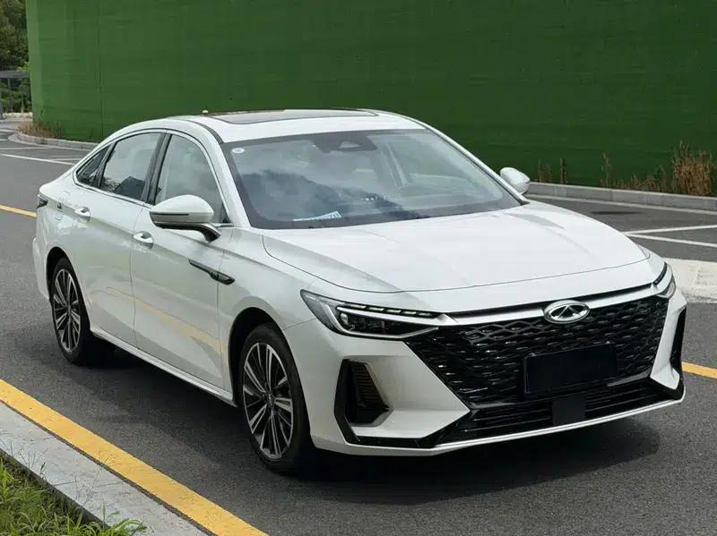 Chery Arrizo 8 2024 1.6TGDI DCT Premium Edition — миниатюра 3