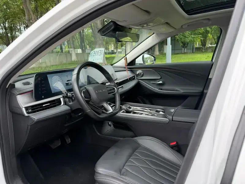 Chery Arrizo 8 2024 1.6TGDI DCT Premium Edition — миниатюра 9