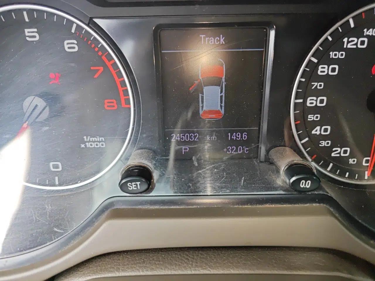 Audi Q5 2012 2.0TFSI Comfort Version — миниатюра 12