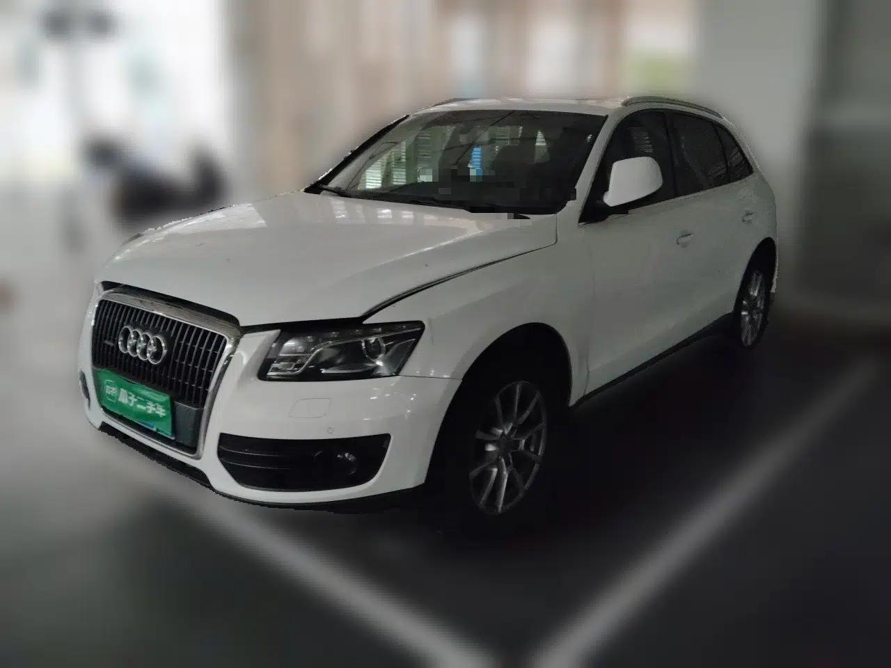 Audi Q5 2010 2.0TFSI Comfort Version — миниатюра 1