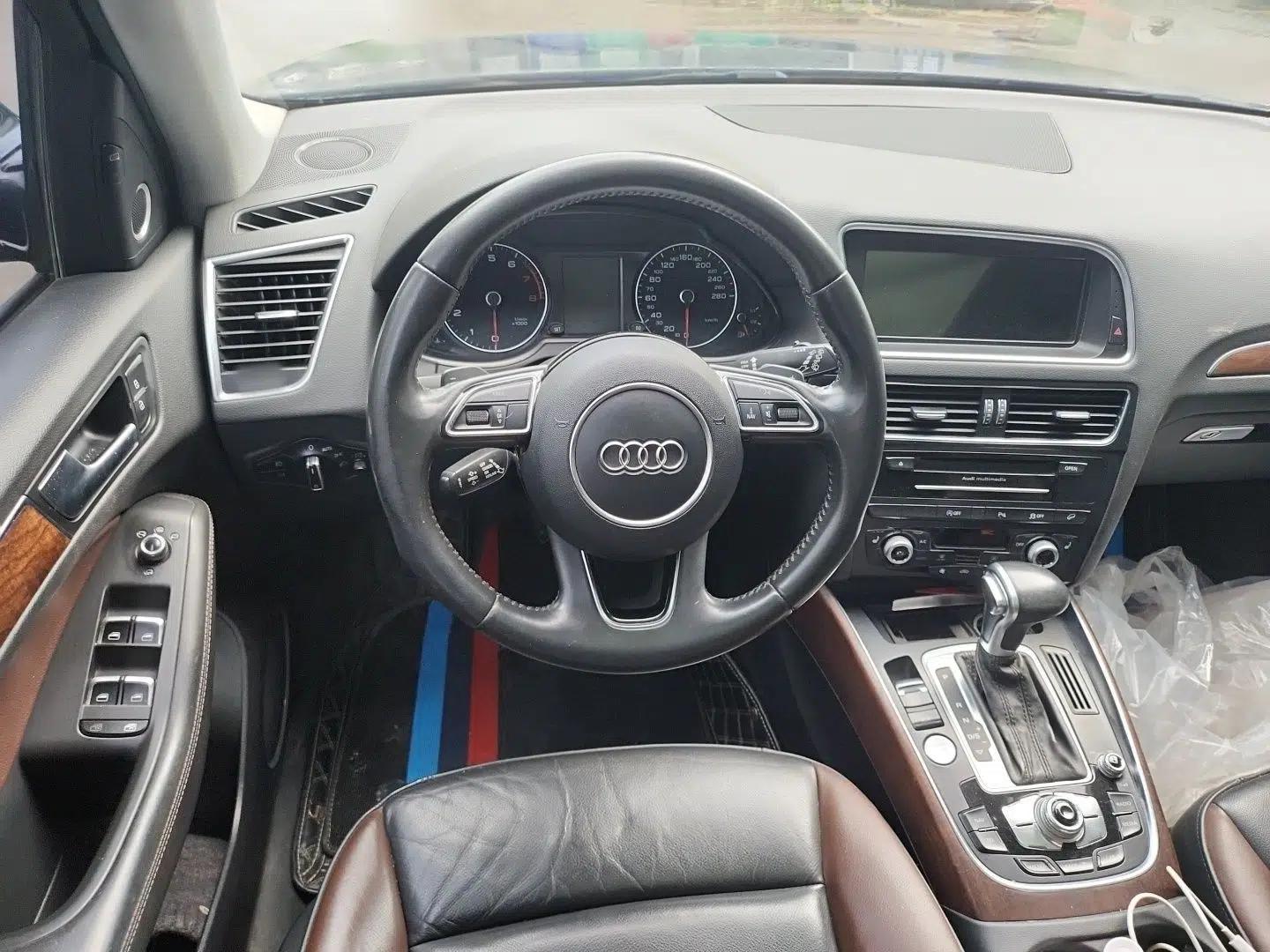 Audi Q5 2017 Plus 40 TFSI Comfort Model — миниатюра 10