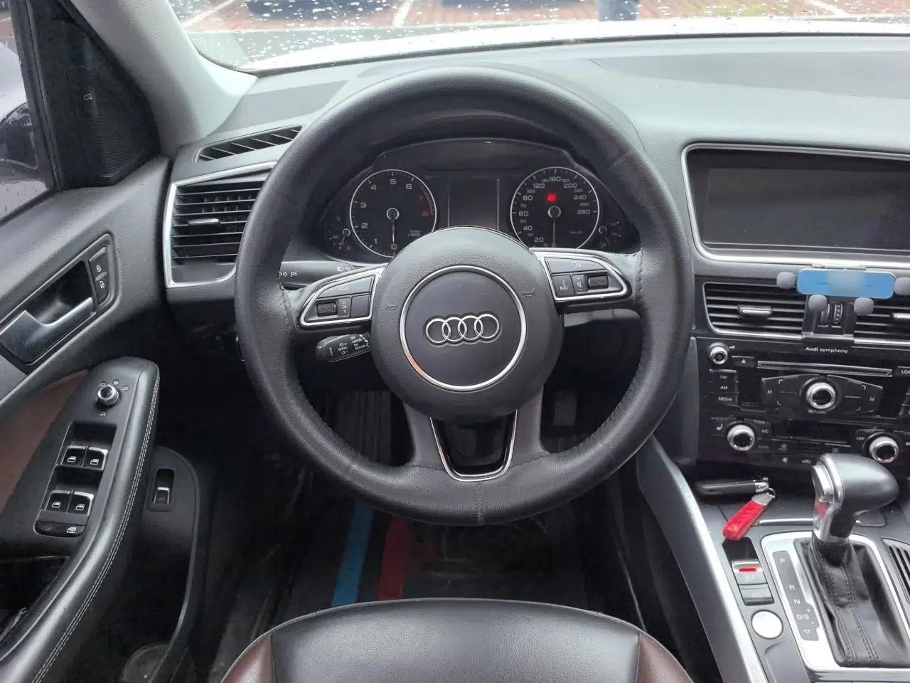Audi Q5 2017 Plus 40 TFSI Technology Model — миниатюра 10
