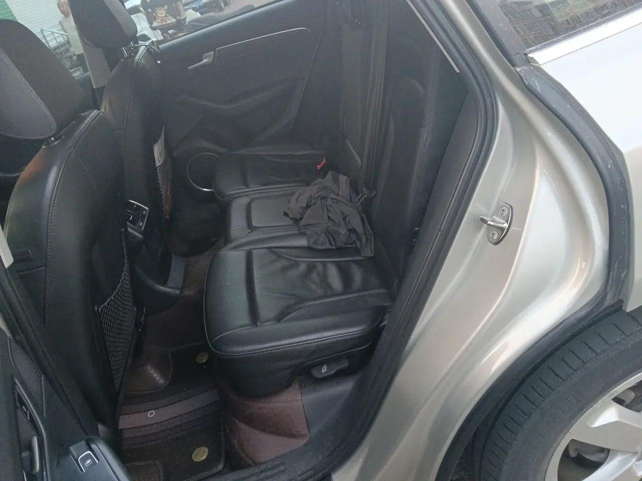 Audi Q5 2015 40 TFSI Comfort Model — миниатюра 17
