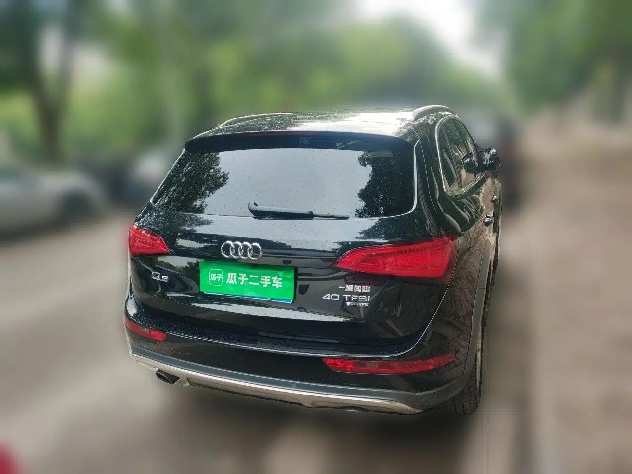 Audi Q5 2018 Collector's Edition 40 TFSI Technology Model — миниатюра 5