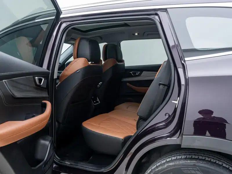 Chery Tiggo 8 PLUS 2022 290TGDI DCT Luxury Edition+ — миниатюра 18