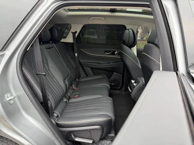 Chery Tiggo 9 2023 2.0T DCT 2WD Luxury Edition 5-seater — миниатюра 11