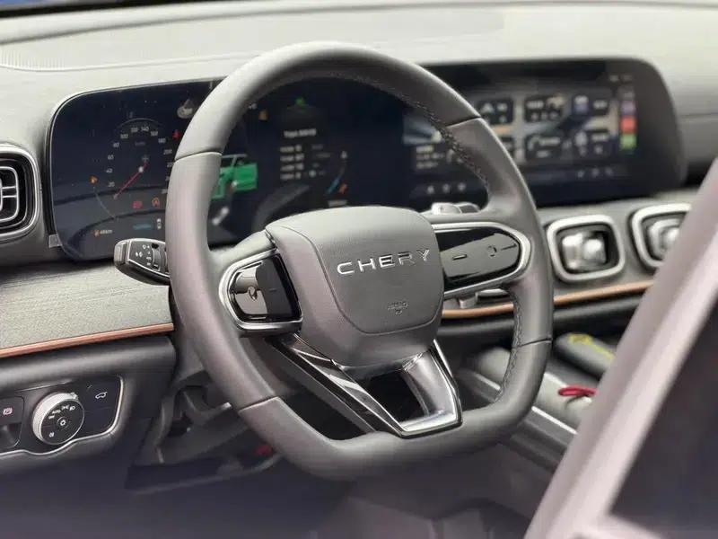 Chery Tiggo 9 2023 2.0T DCT 2WD Luxury Edition 5-seater — миниатюра 17