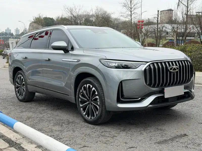 Chery Tiggo 9 2023 2.0T DCT 2WD Luxury Edition 5-seater — миниатюра 3