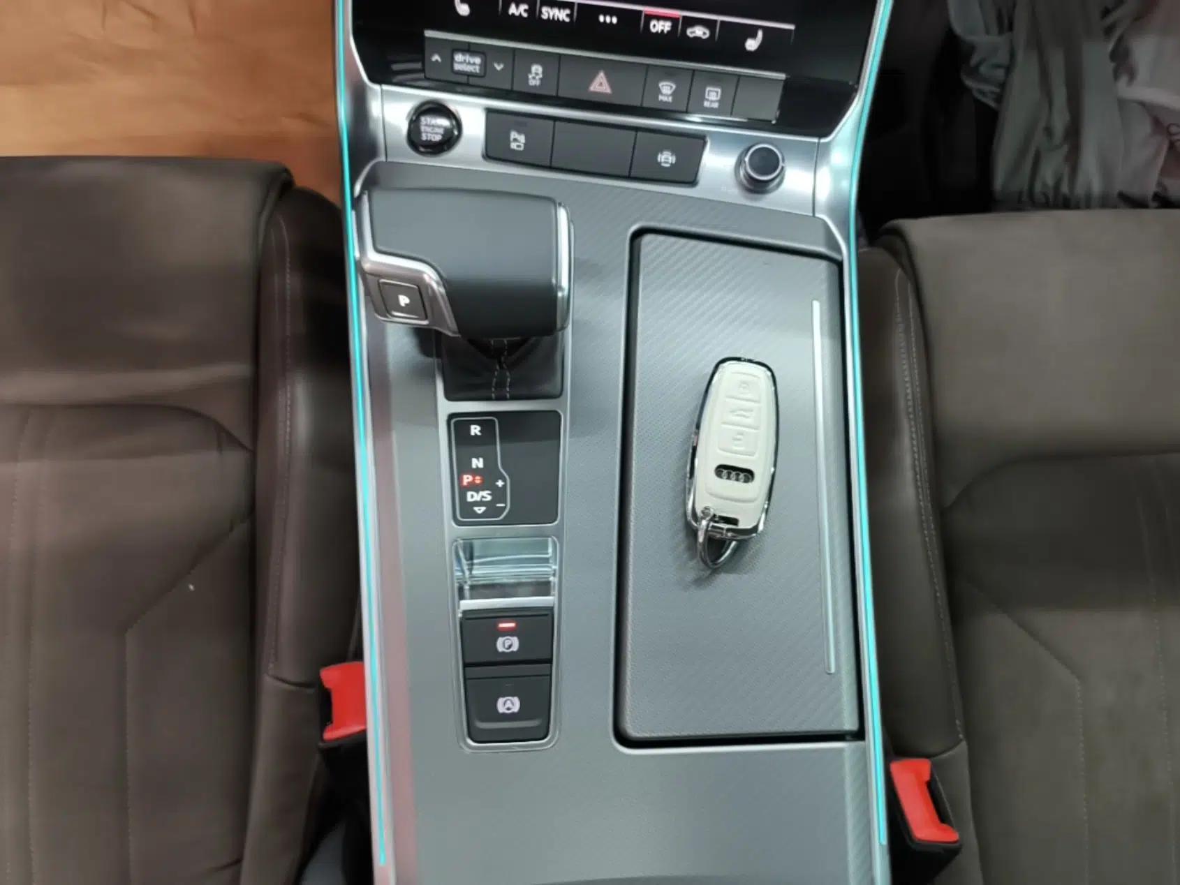 Audi A7L 2022 45 TFSI S-line Dream-Building Edition — миниатюра 16