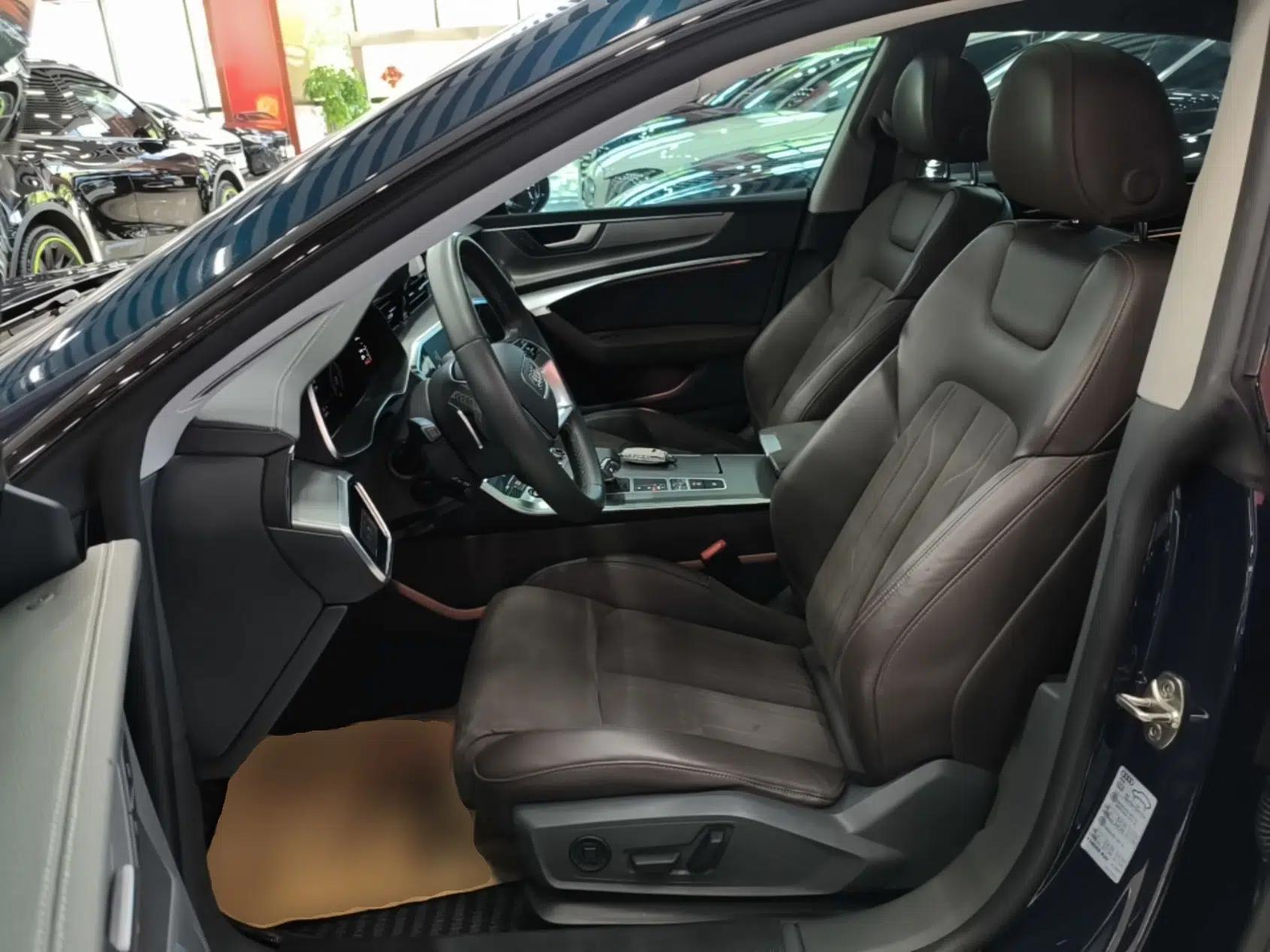 Audi A7L 2022 45 TFSI S-line Dream-Building Edition — миниатюра 17