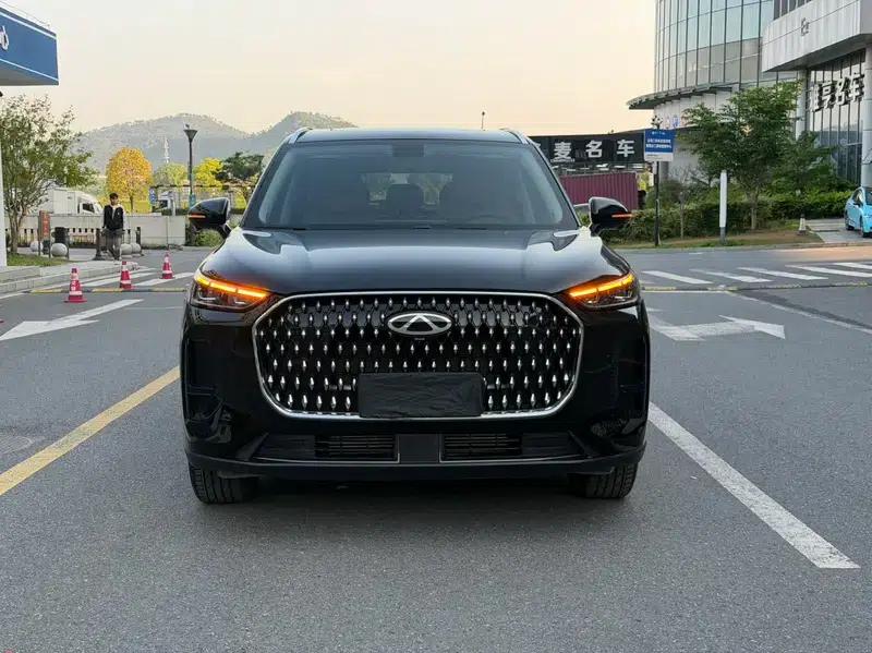 Chery Tiggo 8L 2024 2.0T Automatic Comfort Edition — миниатюра 2