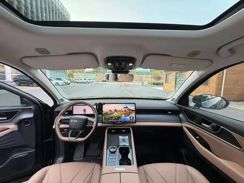 Chery Tiggo 8L 2024 2.0T Automatic Comfort Edition — миниатюра 14