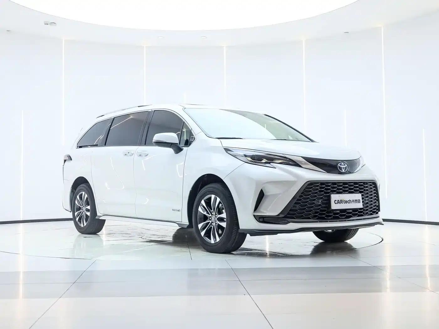 2023 Grevia 2.5L Hybrid Luxury Edition — миниатюра 8