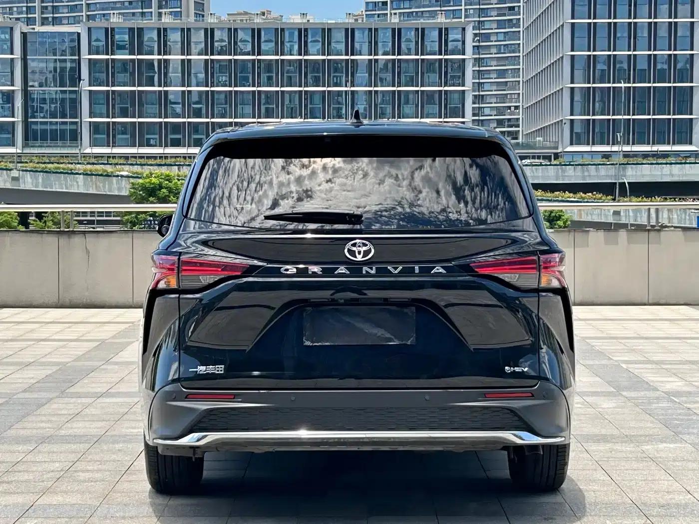 2026 Grevia 2.5L Hybrid Comfort Edition — миниатюра 5