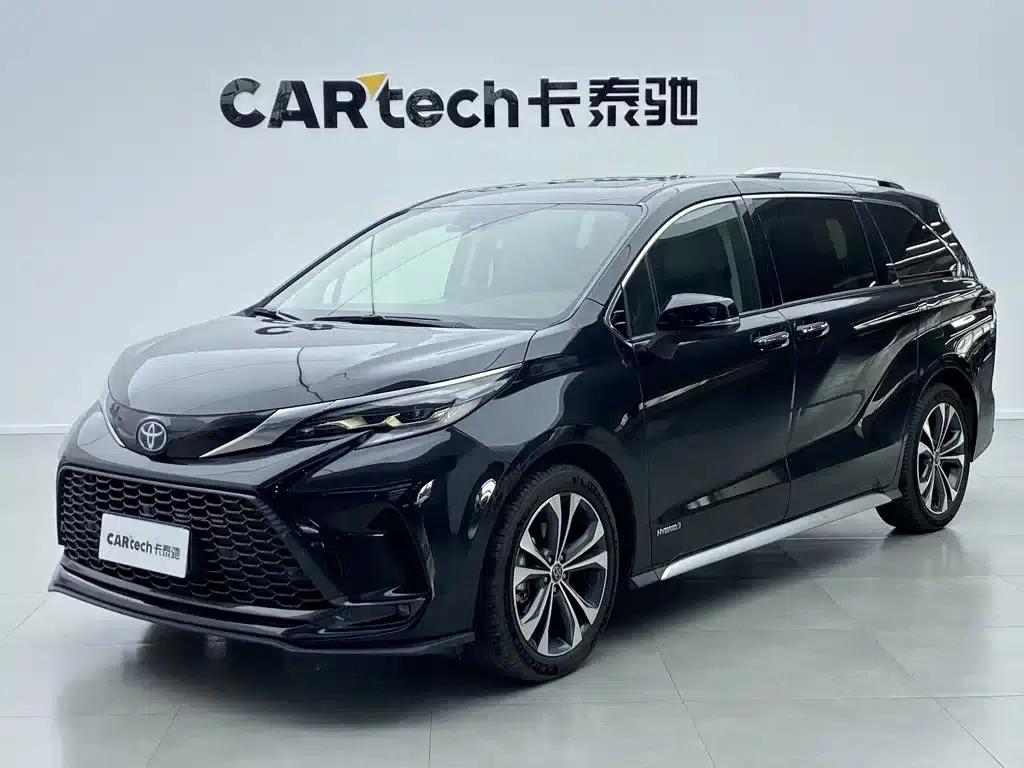 2023 Grevia 2.5L Hybrid Premium Plus Edition — миниатюра 1