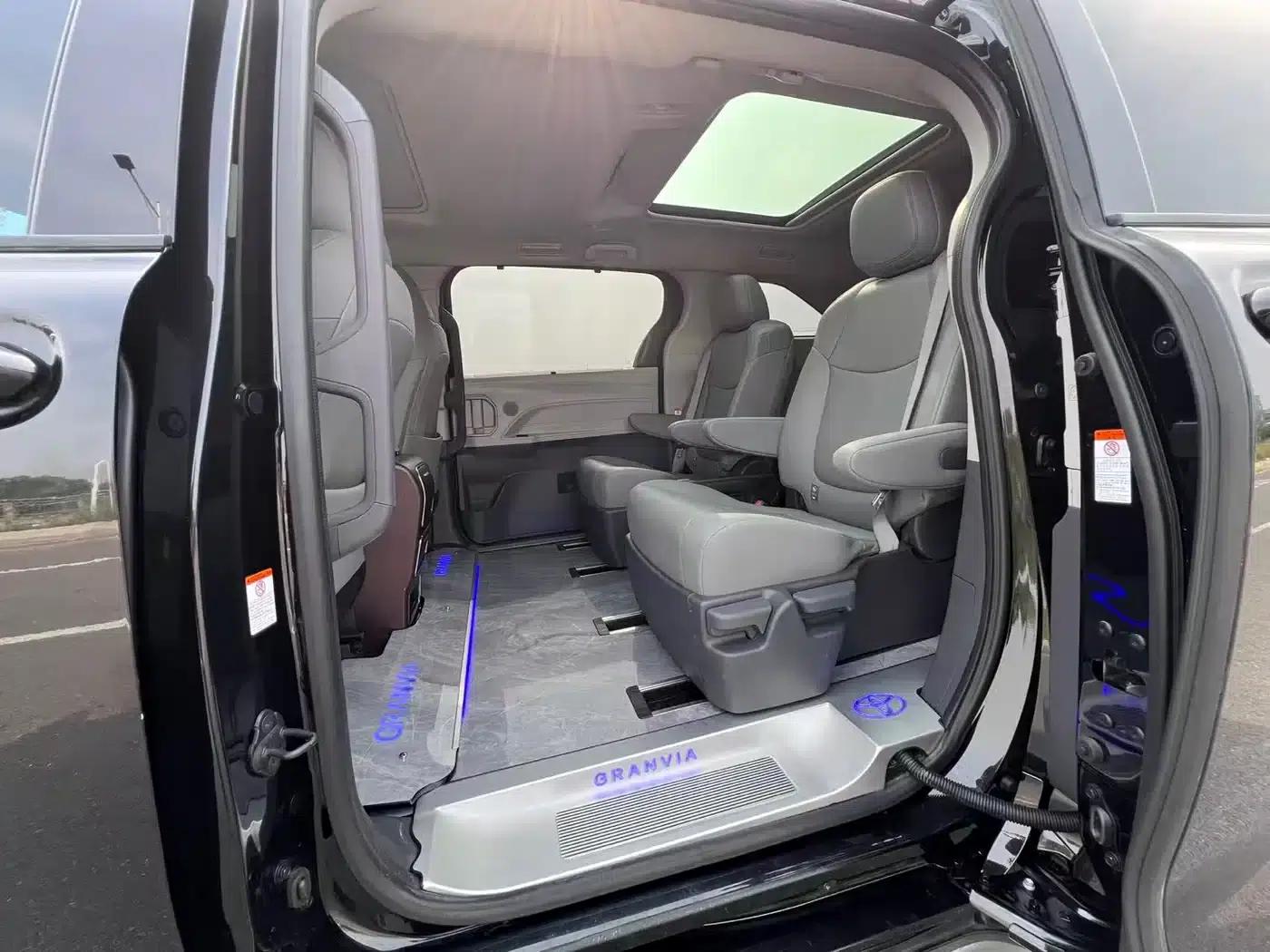 2024 Grevia 2.5L Hybrid Premium Plus Edition — миниатюра 5