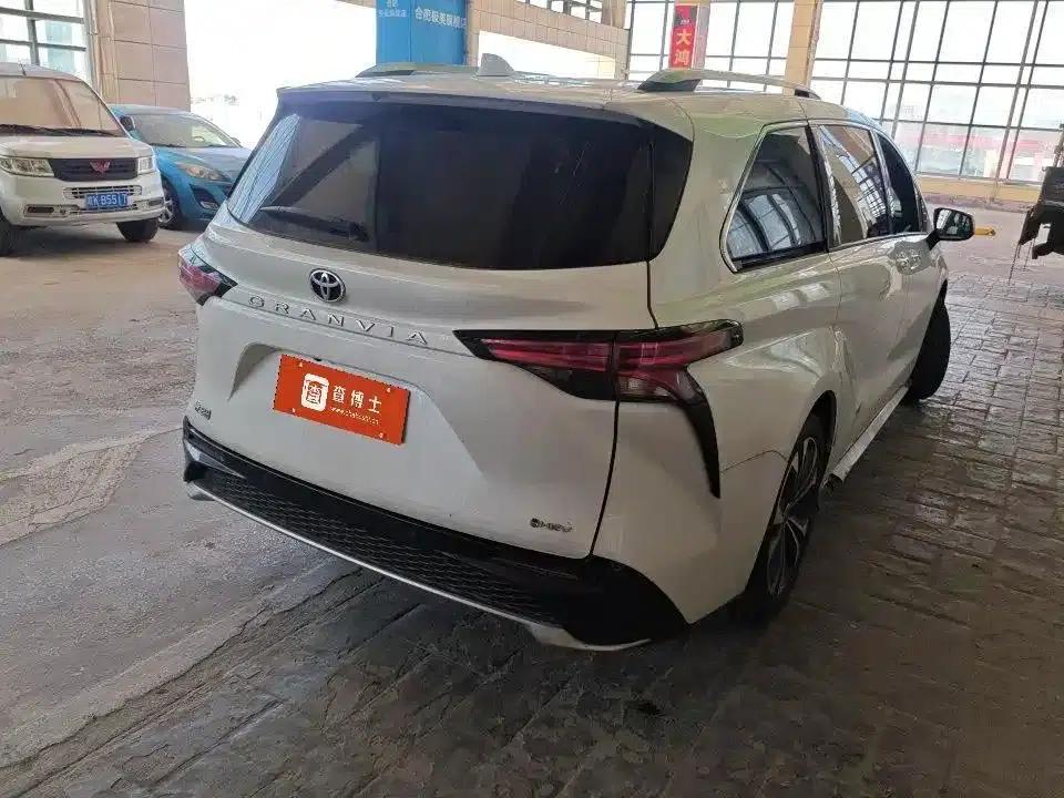 2023 Grevia 2.5L Hybrid VIP Edition — миниатюра 7